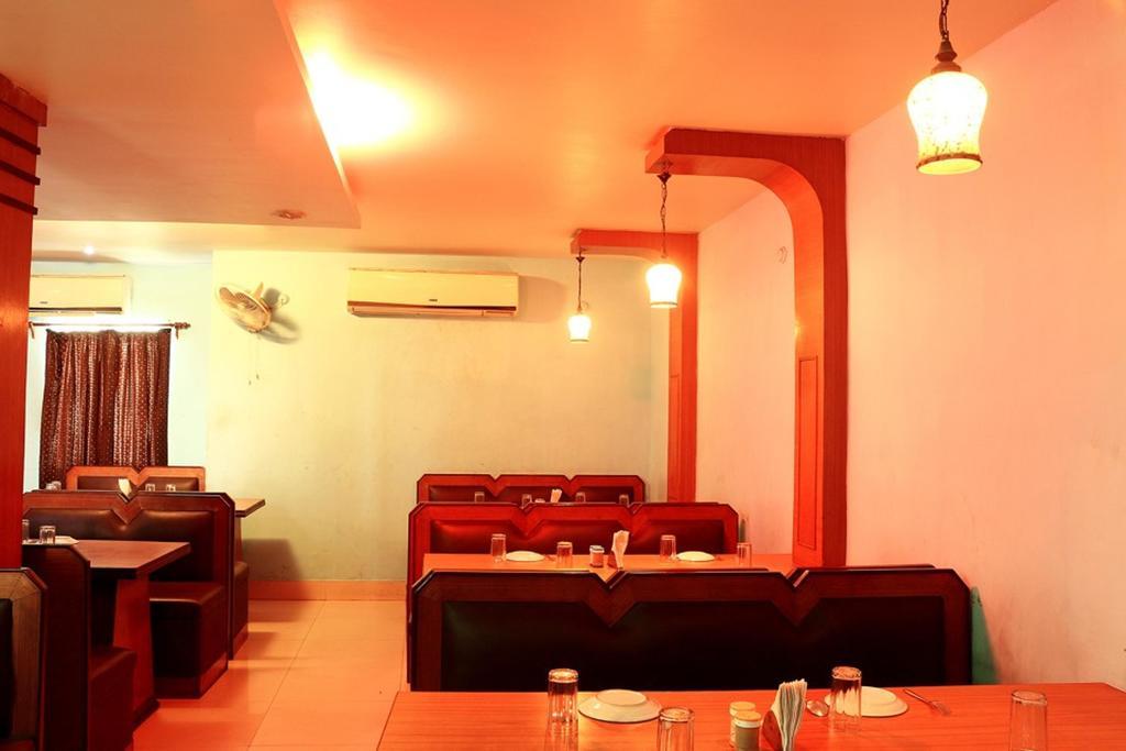 Oyo 1348 Hotel Zaika Inn Haora Экстерьер фото