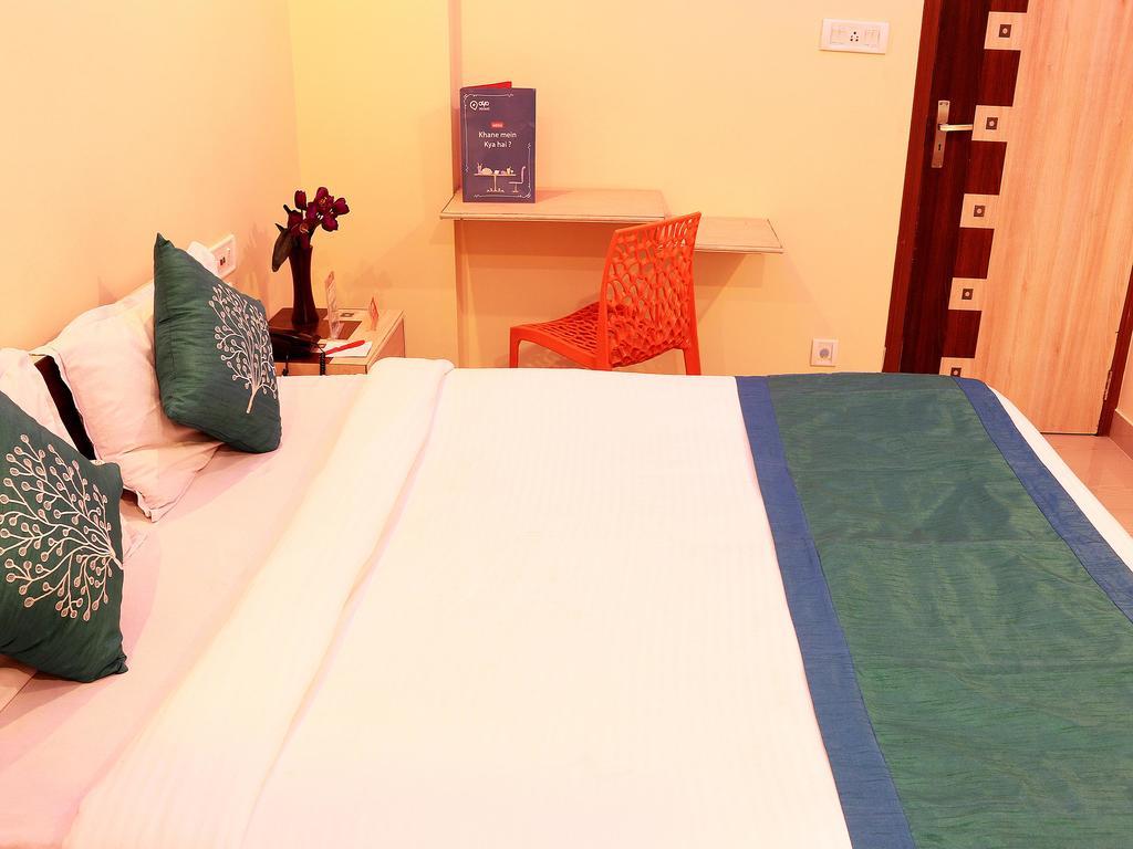 Oyo 1348 Hotel Zaika Inn Haora Экстерьер фото