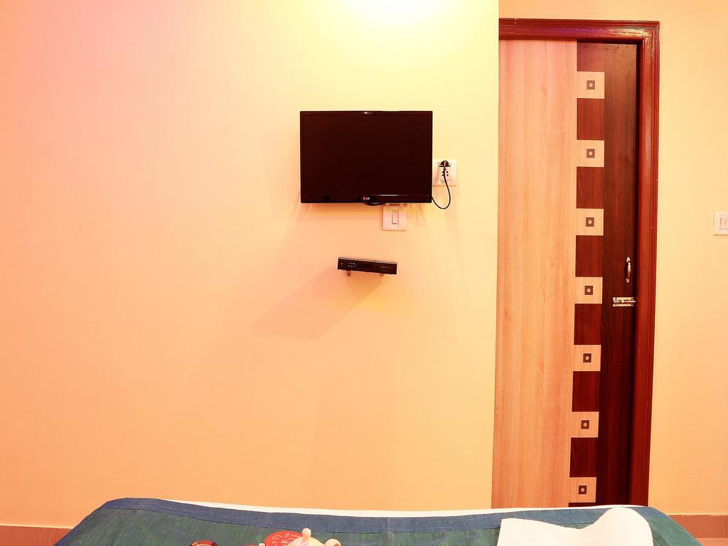 Oyo 1348 Hotel Zaika Inn Haora Экстерьер фото